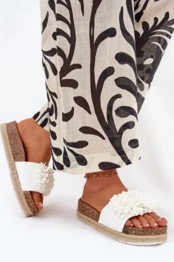 Klapki Na Platformie|Klapki Damskie Klasyczne>Boto Klapki Damskie Na Platformie Z Ozdobnymi Kwiatkami Białe Tessara Biały