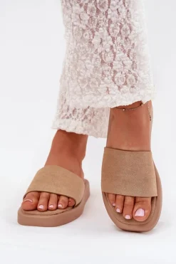 Online Klapki Damskie Na Platformie Z Eko Zamszu Ciemnobeżowe Jorina Damskie Klapki Na Platformie|Klapki Damskie Klasyczne