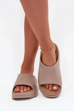 Klapki Damskie Na Platformie Big Star SS274424 Ciemnobeżowe Damskie Klapki Damskie Big Star|Klapki Basenowe