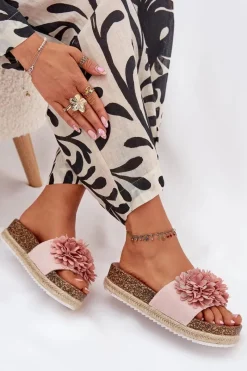 Outlet Boto Klapki Damskie Na Platformie Z Ozdobnymi Kwiatkami Różowe Tessara Różowy