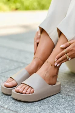 Klapki Basenowe|Klapki Na Platformie><noscript><img width=