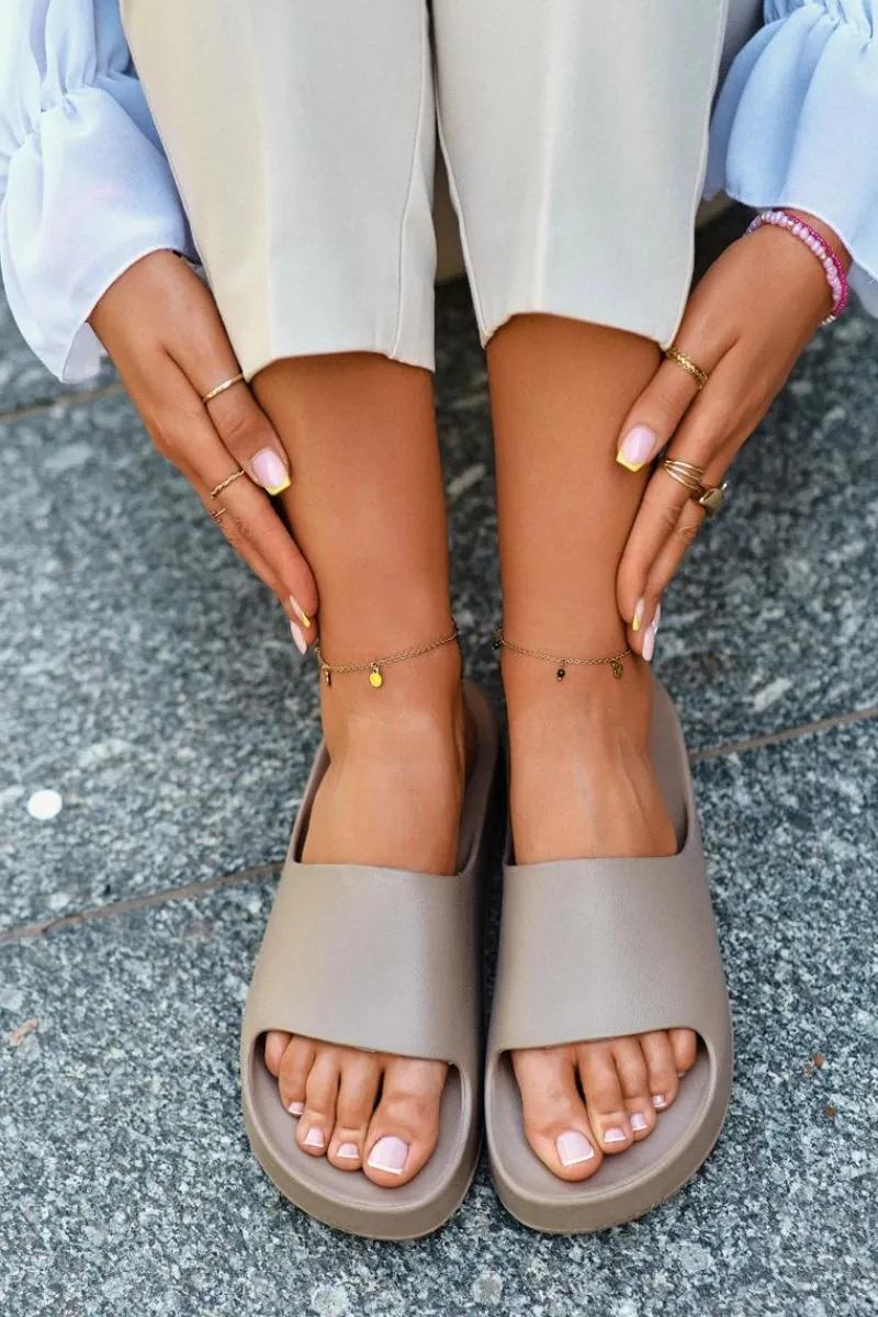 Klapki Basenowe|Klapki Na Platformie>Boto Klapki Damskie Na Platformie Piankowe Brązowe Airaplea