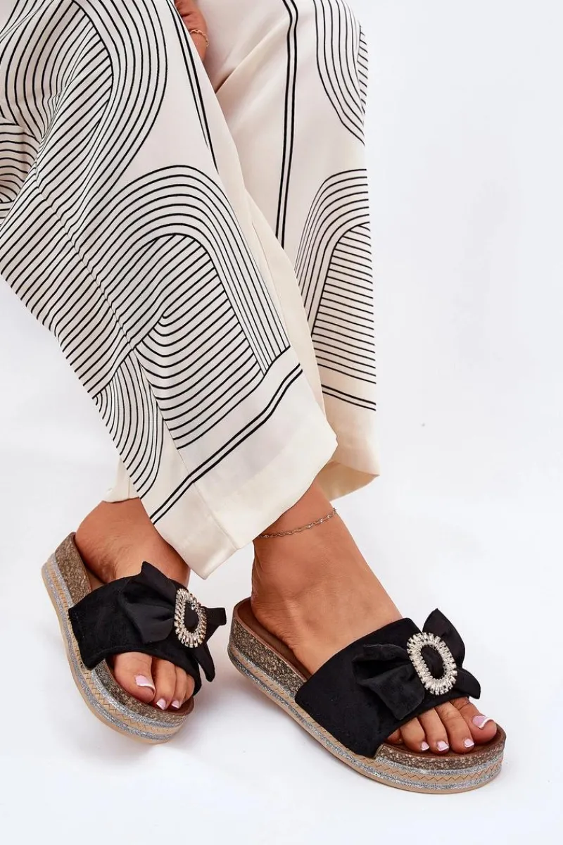 Klapki Korkowe|Klapki Na Platformie>Boto Klapki Damskie Na Platformie Z Kokardką I Ozdobną Broszką Czarne Lenela Czarny