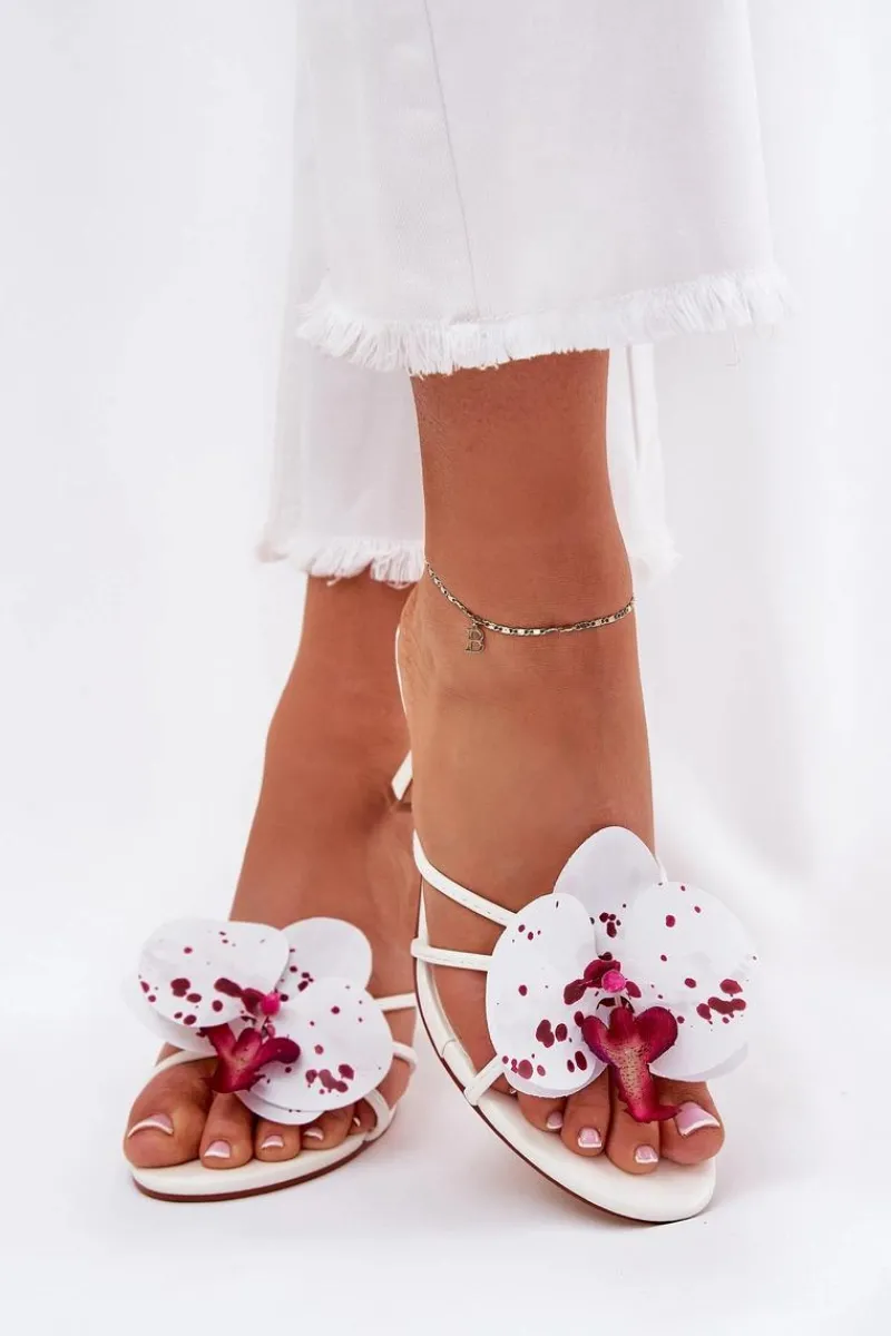 Klapki Na Obcasie|Klapki Damskie Klasyczne>Boto Klapki Damskie Na Szpilce Ze Sztucznym Kwiatem Białe Reyi Biały