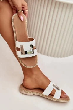 Best Artiker Klapki Damskie Płaskie Z Ozdobnym Detalem 56C1334 Białe Biały