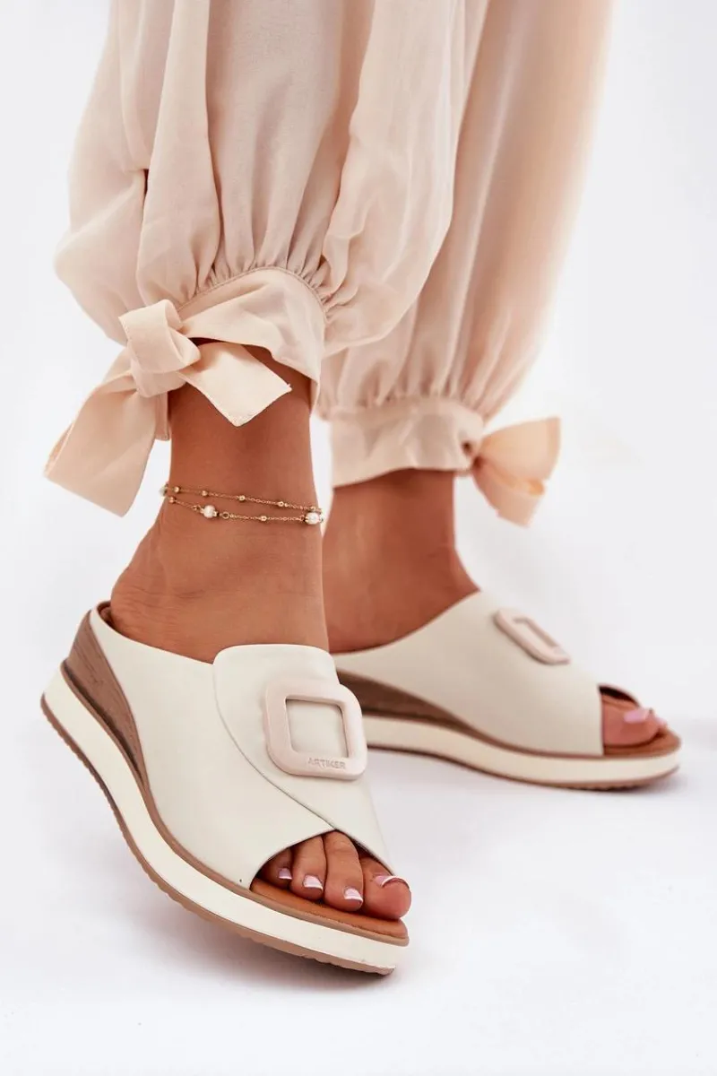 Hot Klapki Damskie Skórzane Na Koturnie 56C2145 Jasnobeżowe Damskie Klapki Na Koturnie|Klapki Damskie Klasyczne