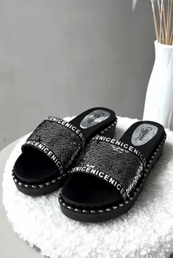 Klapki Damskie Klasyczne><noscript><img width=