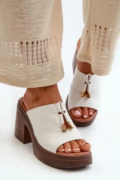 Clearance Buty damskie Vinceza Klapki Damskie Z Eko Skóry Na Platformie I Klocku Białe Dafira