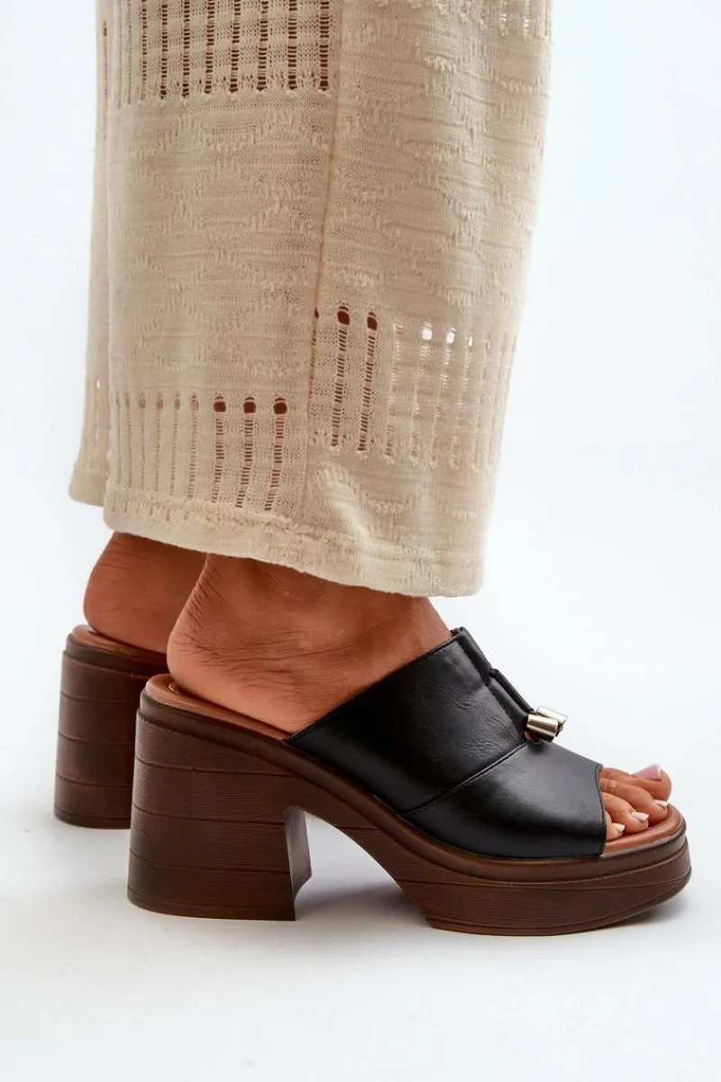 Klapki Damskie Klasyczne>Buty damskie Vinceza Klapki Damskie Z Eko Skóry Na Platformie I Klocku Czarne Dafira