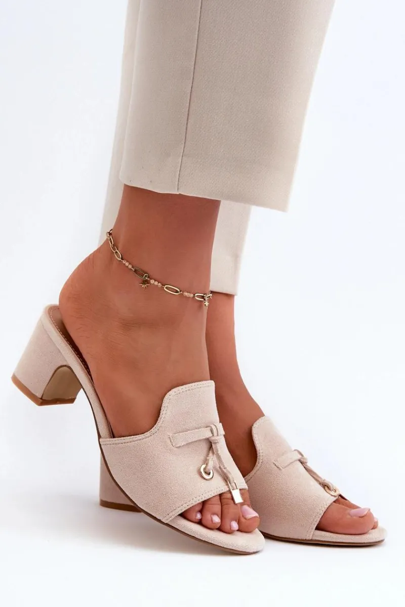 Klapki Na Obcasie|Klapki Damskie Klasyczne>Boto Klapki Damskie Z Eko Zamszu Na Obcasie Beżowe Jemenna