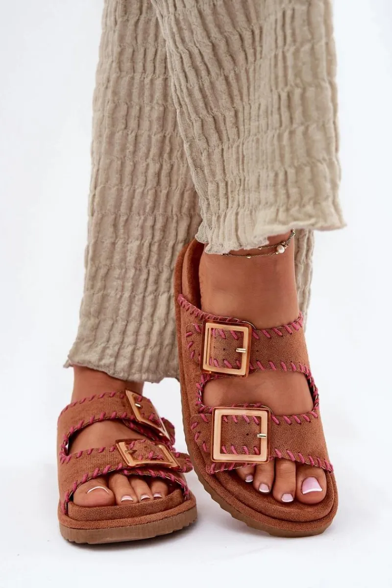 Klapki Na Platformie|Klapki Damskie Klasyczne>Boto Klapki Damskie Z Klamrami I Ozdobnym Obszyciem Camel Visley Brązowy