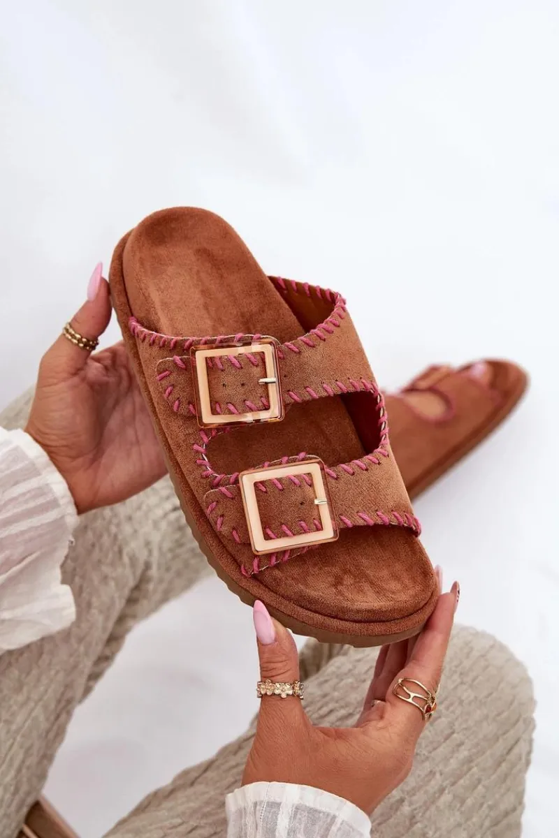 Klapki Na Platformie|Klapki Damskie Klasyczne>Boto Klapki Damskie Z Klamrami I Ozdobnym Obszyciem Camel Visley Brązowy