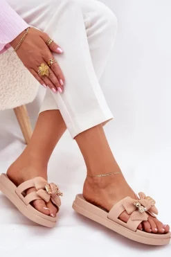 Sale Klapki Damskie Z Kokardą I Złotą Broszką Beżowe Lynara Damskie Klapki Na Platformie|Klapki Damskie Klasyczne