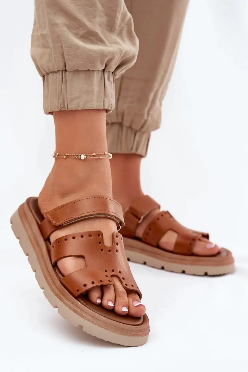 Klapki Damskie Klasyczne>Zazoo Klapki Damskie Z Naturalnej Skóry Na Platformie 40440 Brązowe