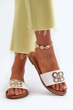 Sale Klapki Damskie Z Ozdobą Eko Skórzane Na Płaskim Obcasie Białe Sadria Damskie Klapki Damskie Klasyczne