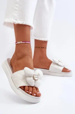 Klapki Damskie Z Ozdobą Na Niskiej Platformie Białe Cedrella Damskie Klapki Na Platformie|Klapki Damskie Klasyczne