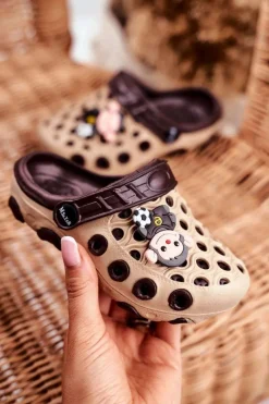 Chłopięce>Boto Klapki Dziecięce Piankowe Kroksy Brązowe Małpka Footballer