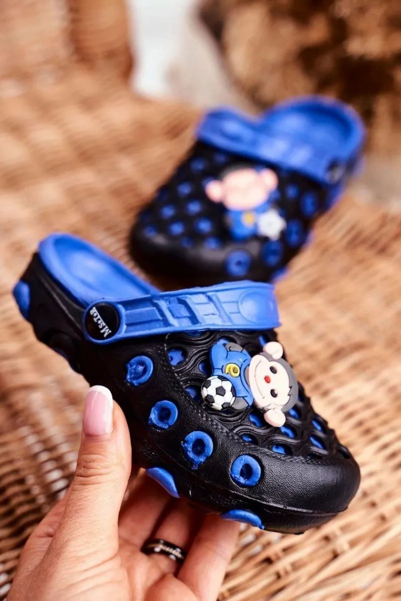 Best Klapki Dziecięce Piankowe Kroksy Czarne Małpka Footballer Dzieci Chłopięce