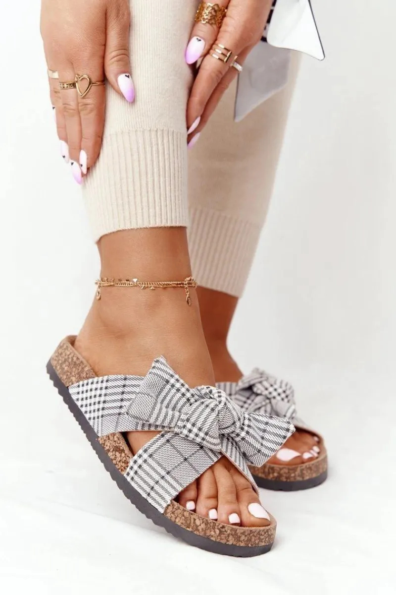 Klapki Korkowe|Klapki Damskie Klasyczne>Buty damskie Vinceza Klapki Na Korkowej Podeszwie Vinceza 20-30105 Szare W Kratę