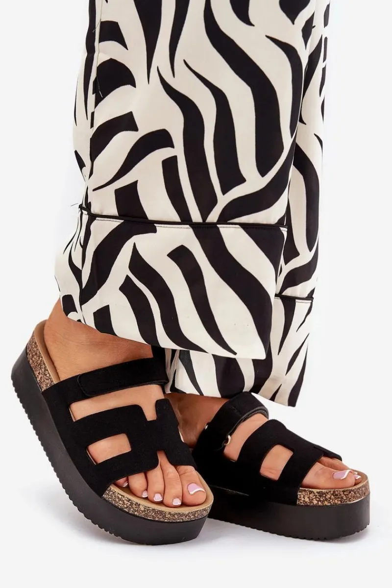 Klapki Korkowe|Klapki Na Platformie>Boto Klapki Na Masywnej Platformie Czarne Daldiva