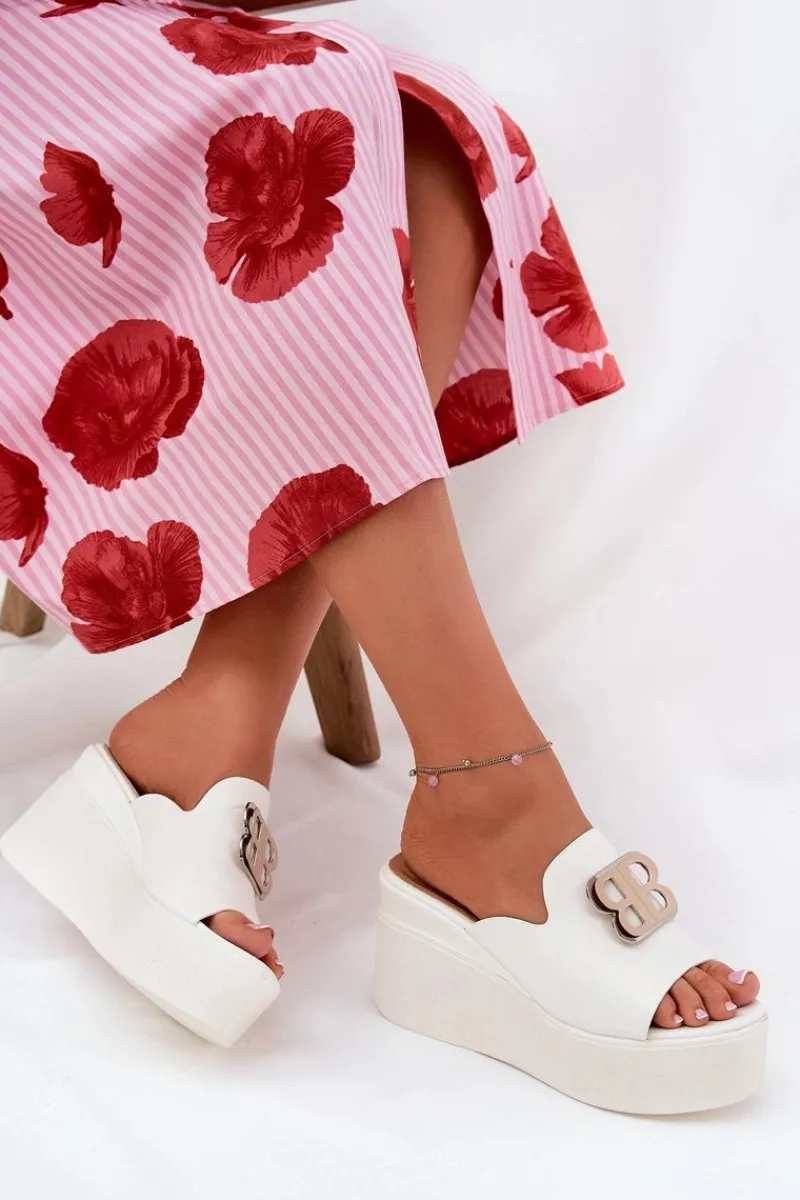 Clearance Klapki Na Platformie I Koturnie Z Ozdobą Białe Tanonea Damskie Klapki Na Koturnie|Klapki Na Platformie