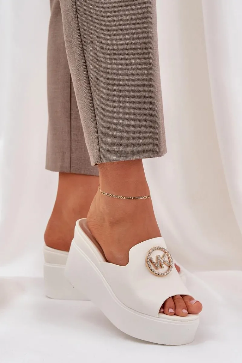 Discount Klapki Na Platformie I Koturnie Z Ozdobą Białe Nanessia Damskie Klapki Na Koturnie|Klapki Na Platformie