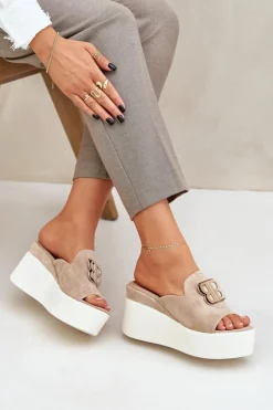 Online Boto Klapki Na Platformie I Koturnie Z Ozdobą Beżowe Tanonea Beżowy