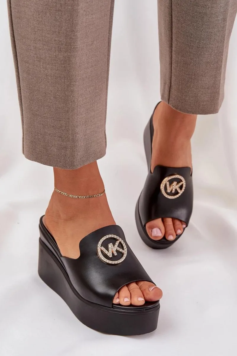 Hot Boto Klapki Na Platformie I Koturnie Z Ozdobą Czarne Nanessia