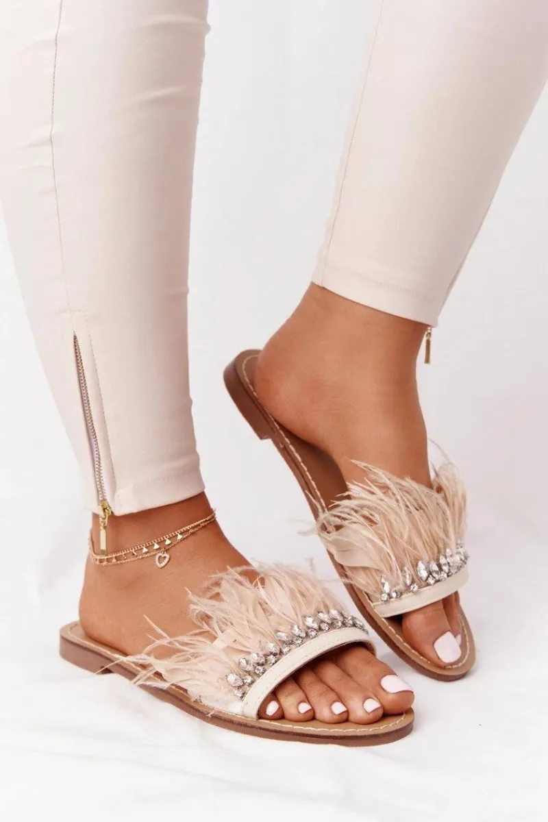 Klapki Damskie Klasyczne>Boto Klapki Z Piórami Lu Boo Beżowe