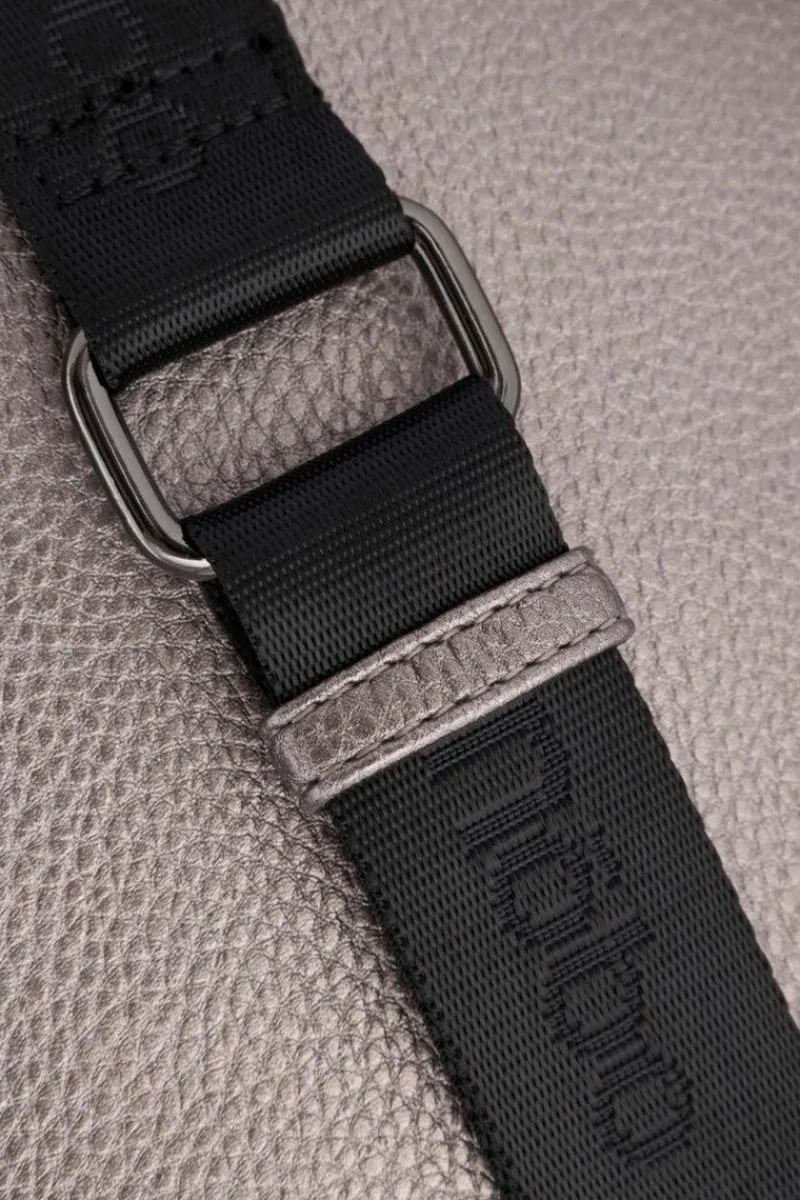 New Nobo Klasyczna Torebka Shopperka N1530-C025 Srebrna