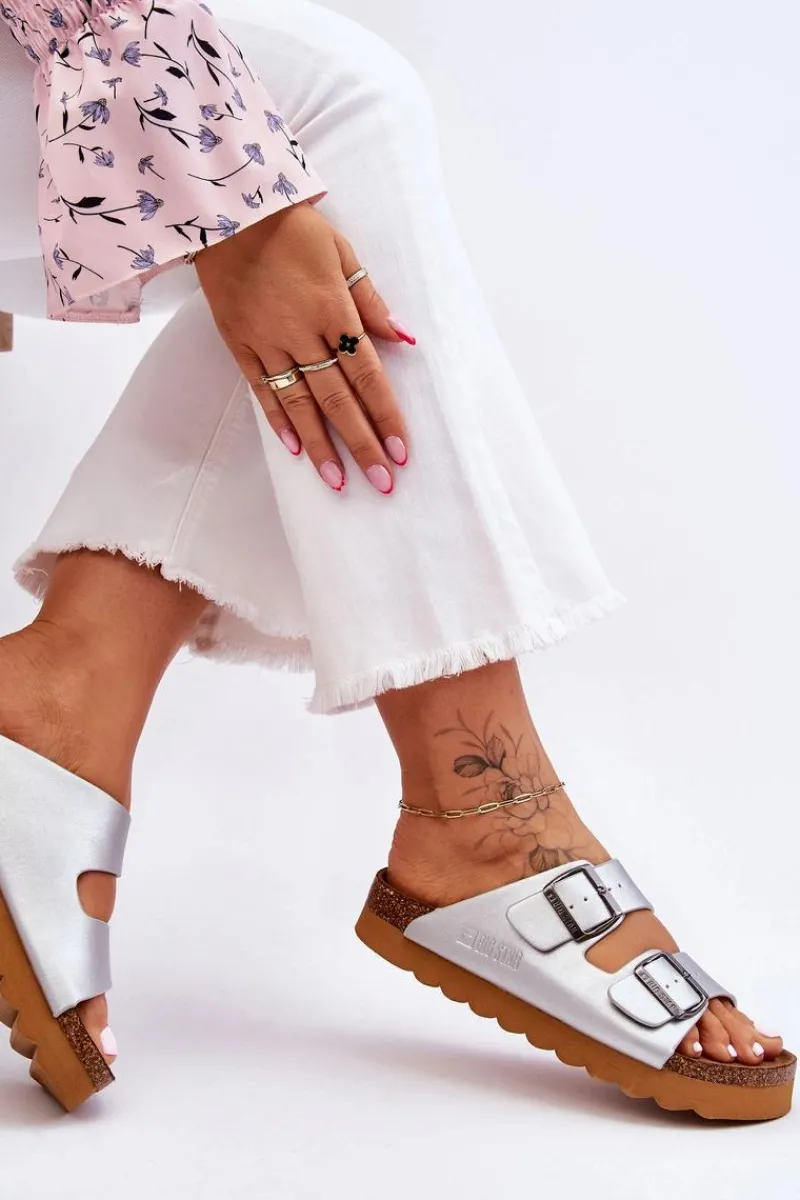 Outlet Big Star Shoes Klasyczne Damskie Klapki Big Star LL274476 Srebrne Srebrny