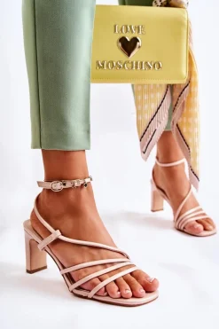 Sandały Na Obcasie>Boto Klasyczne Lakierowane Sandały Na Obcasie Beżowe Milani