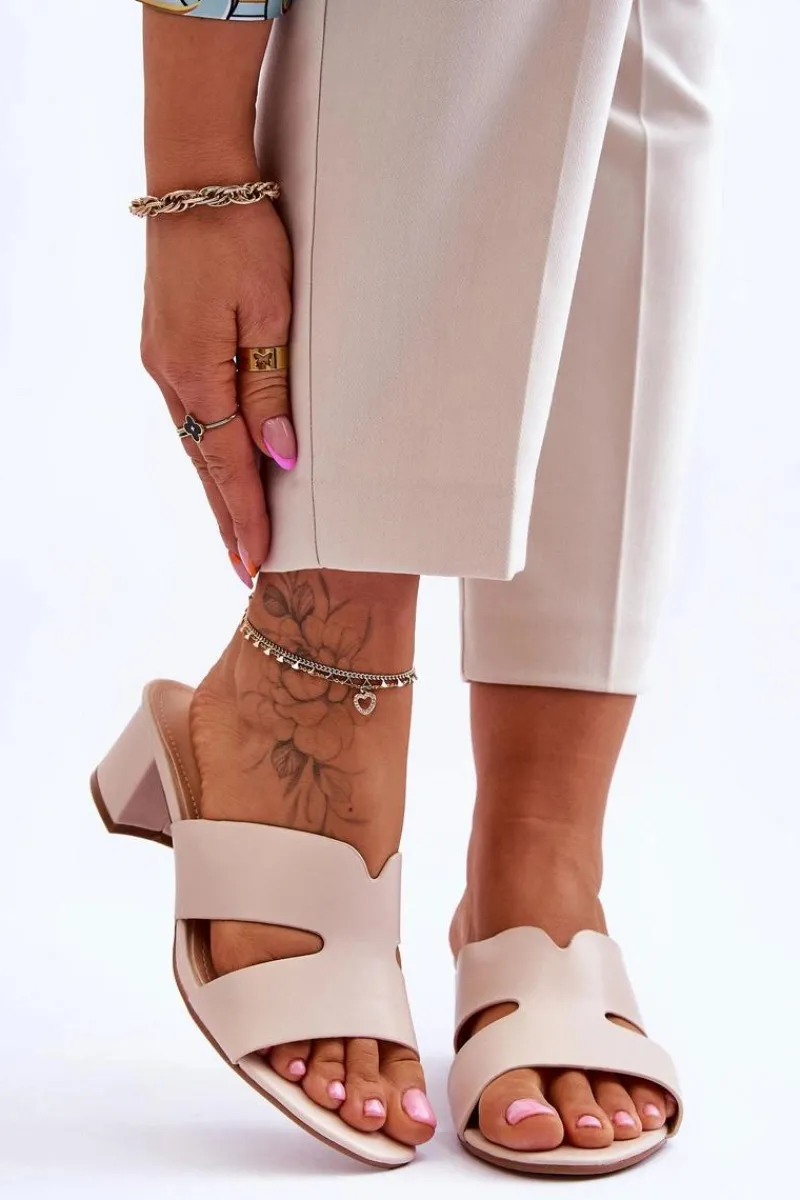 Klapki Na Obcasie|Klapki Damskie Klasyczne>Boto Klasyczne Skórzane Klapki Na Niskim Obcasie Beżowe Miley