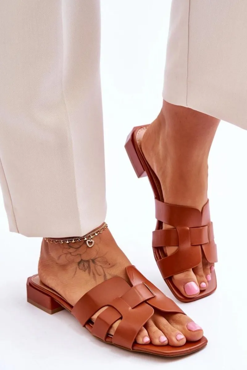 Klapki Damskie Klasyczne>Boto Klasyczne Skórzane Klapki Damskie Camel Fendy