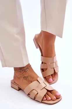 Sale Klasyczne Skórzane Klapki Damskie Beżowe Fendy Damskie Klapki Damskie Klasyczne