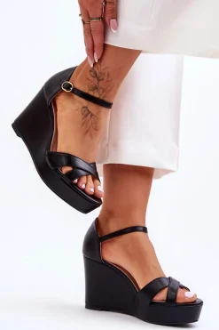 Outlet Klasyczne Skórzane Sandały Na Koturnie Czarne Givana Damskie Sandały Na Koturnie