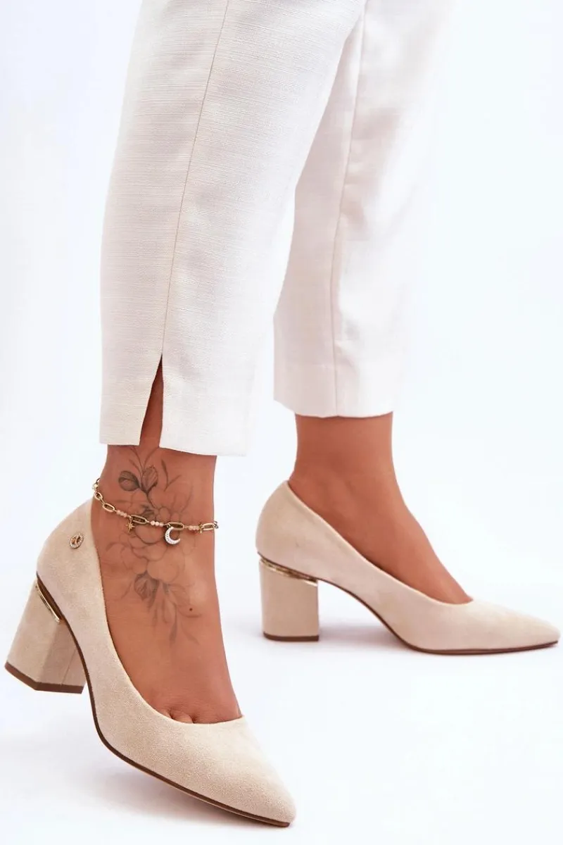 Best Klasyczne Zamszowe Czółenka Na Obcasie Z Ozdobą Jasnobeżowe Derren Damskie Czółenka Zamszowe|Czółenka Na Słupku