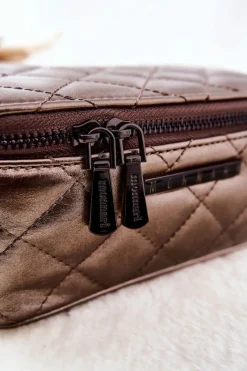 Sale Kosmetyczka Pikowana CSM0030-M19 Brązowa Damskie Kosmetyczki Damskie