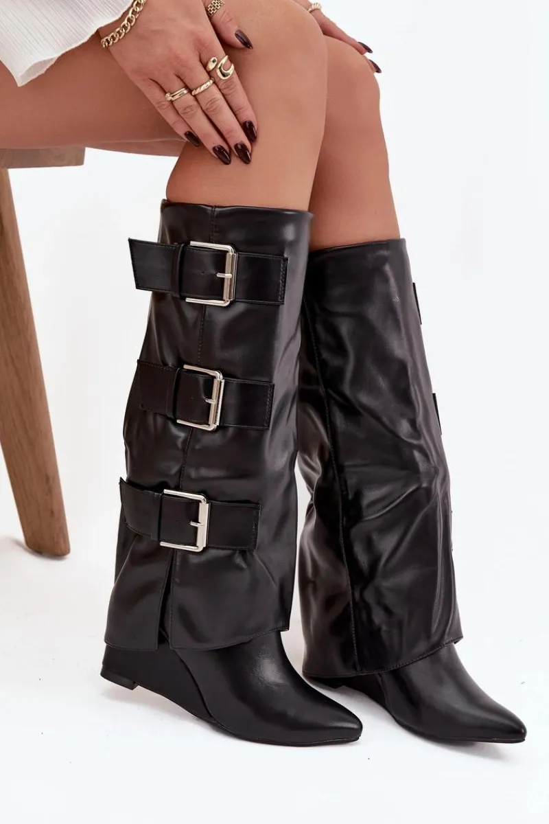 Kozaki Ocieplane|Kozaki Na Koturnie>Boto Kozaki Damskie Na Koturnie Z Wywiniętą Cholewką I Srebrnymi Klamrami Czarne Sarisse