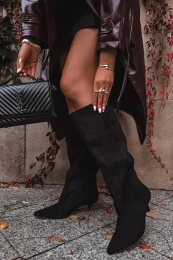 Kozaki Na Szpilce|Kozaki Przed Kolano><noscript><img width=