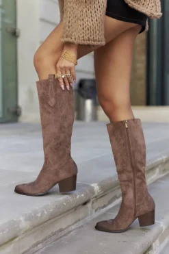 Sale Buty damskie Vinceza Kozaki Damskie Na Obcasie Zamszowe Beżowe Sillogue