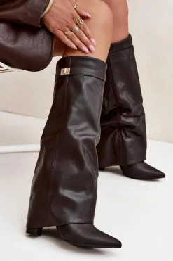 Kozaki Ocieplane|Kozaki Na Słupku></noscript>Boto Kozaki Damskie Na Słupku Z Wywiniętą Cholewką I Złotym Detalem Czekoladowe Diorna