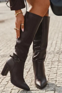 Kozaki Na Słupku|Kozaki Ocieplane>Boto Kozaki Damskie Ocieplane Na Słupku Z Klamrą Czekoladowe Fionelle