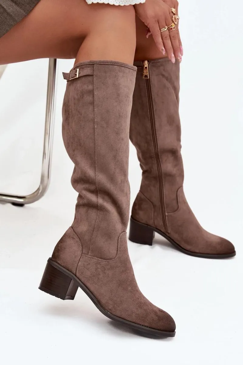 Kozaki Ocieplane|Kozaki Przed Kolano>Buty damskie Vinceza Kozaki Damskie Ocieplane Na Obcasie Ze Złotą Klamrą Vinceza 58589 Ciemnobeżowe