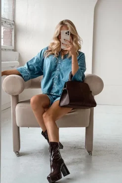 Discount Boto Lakierowane Botki Damskie Na Platformie I Słupkowym Obcasie Czekoladowe Calvessa Brązowy