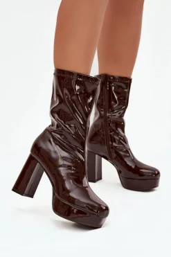 Discount Boto Lakierowane Botki Damskie Na Platformie I Słupkowym Obcasie Czekoladowe Calvessa Brązowy