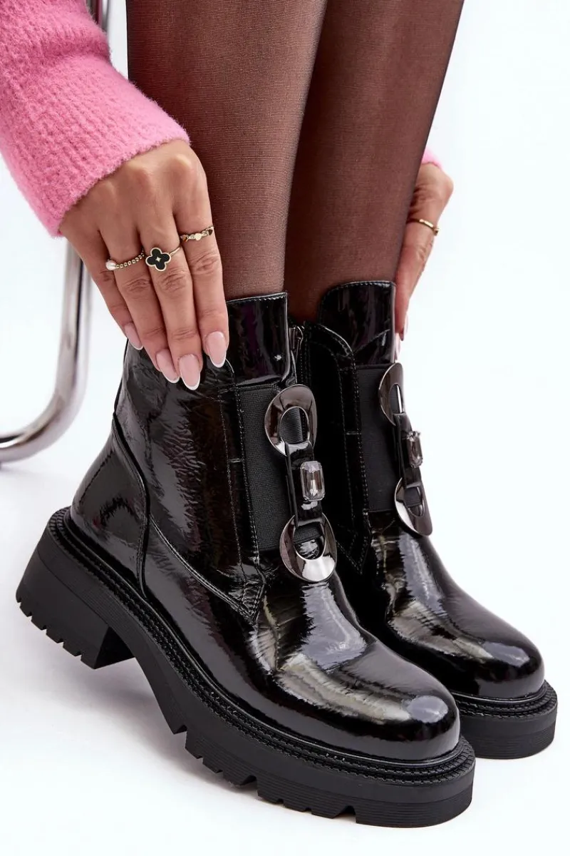 Czarne Botki|Botki Płaskie>Damskie buty S.Barski Lakierowane Botki Damskie Z Ozdobą Czarne S.Barski MR870-53