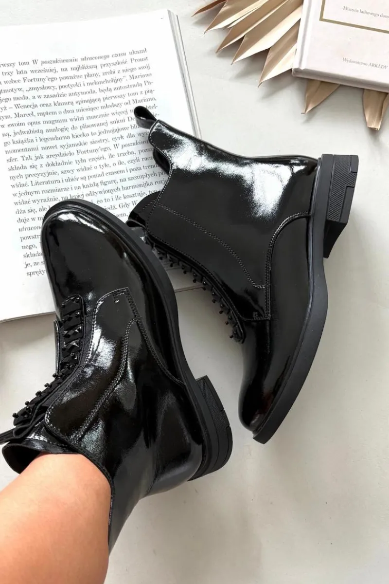 Botki Skórzane|Botki Płaskie>D&A Lakierowane Botki Damskie Z Naturalnej Skóry MR52-108 Czarne Czarny