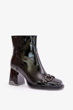 Botki Ocieplane|Botki Na Obcasie></noscript>Damskie buty S.Barski Lakierowane Botki Na Słupku Ocieplane Z Ozdobą D&A MR880-021 Czarne Czarny