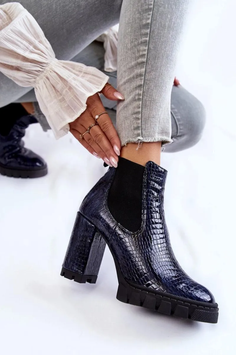 Outlet Boto Lakierowane Botki Wężowy Wzór Na Słupku Granatowe Eldey